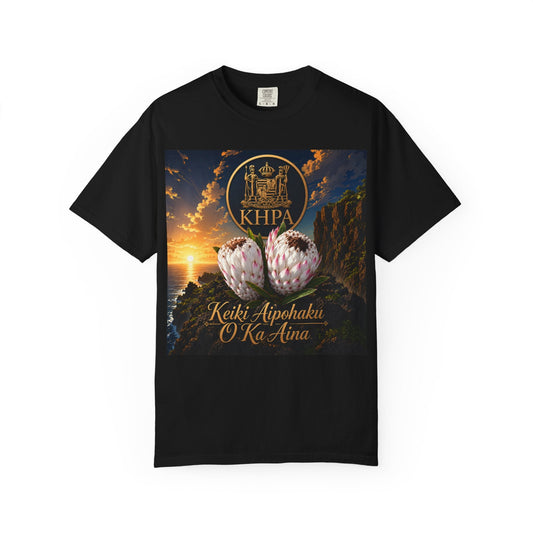 Keiki Aipohaku ʻO Ka ʻĀina T-Shirt — Hawaiian Sunset Protea Design Printify